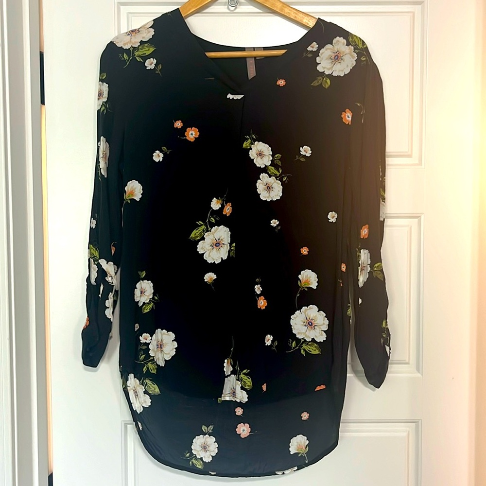 Floral 3/4 sleeve blouse